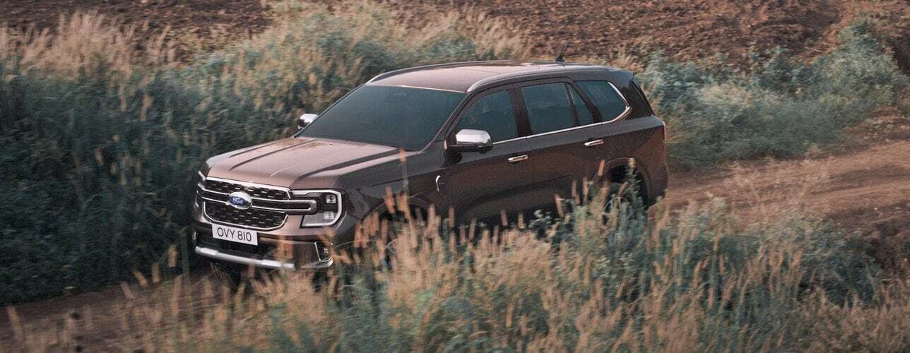 Ford Everest Thế Hệ Mới | Titanium +