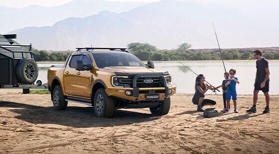 Ford Ranger 2025 | XLS 4x2 AT VMC (Nâng Cấp)