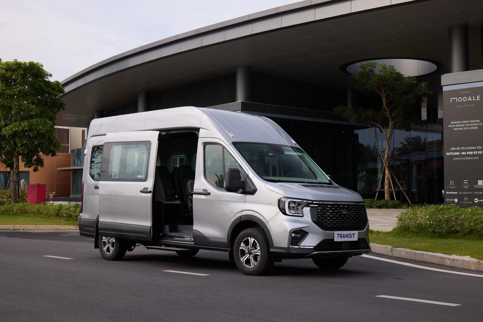 Ford Transit Thế Hệ Mới | Premium 18 Chỗ