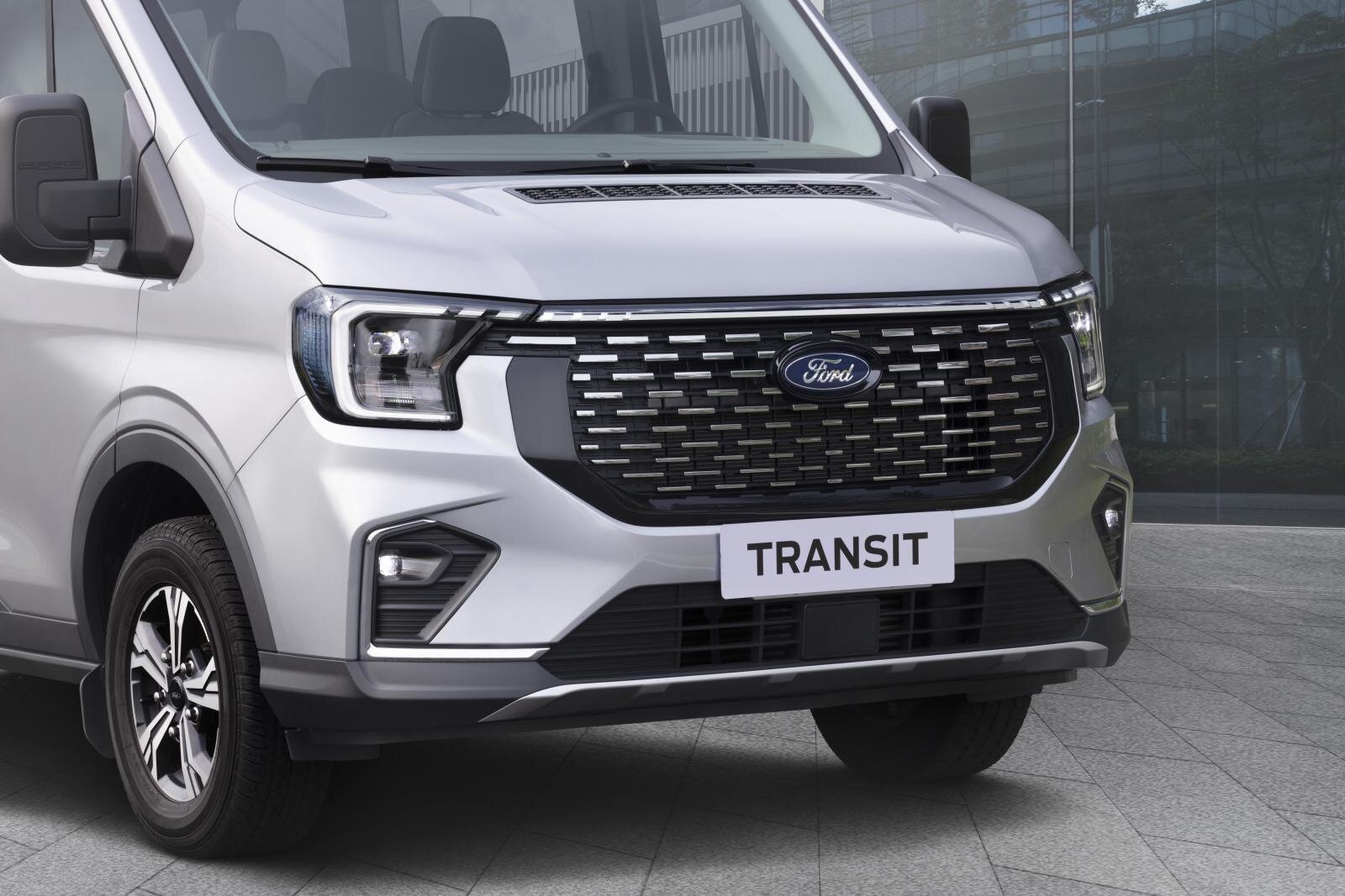 Ford Transit Thế Hệ Mới | Premium 18 Chỗ